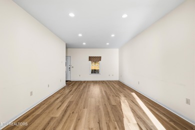 Move In Ready-Condo 3BR/2BA-Basement on Mouse Creek Golf Course on Rock Springs Golf Course in Tennessee - for sale on GolfHomes.com, golf home, golf lot