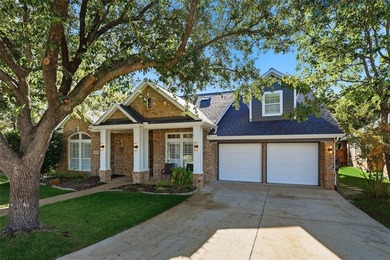 A rare opportunity in The Woods at Oakmont.
This beautifully on Oakmont Country Club in Texas - for sale on GolfHomes.com, golf home, golf lot