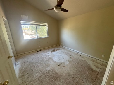 Fantastic value in Layton! This multi-level home offers 3 on Sun Hills Golf Course in Utah - for sale on GolfHomes.com, golf home, golf lot