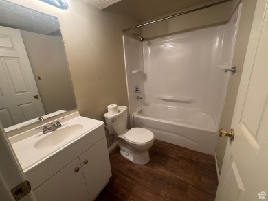 Fantastic value in Layton! This multi-level home offers 3 on Sun Hills Golf Course in Utah - for sale on GolfHomes.com, golf home, golf lot