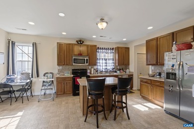 Welcome to Spring Creek living! This spacious 3 bedroom, 2.5 on Spring Creek Golf Club in Virginia - for sale on GolfHomes.com, golf home, golf lot