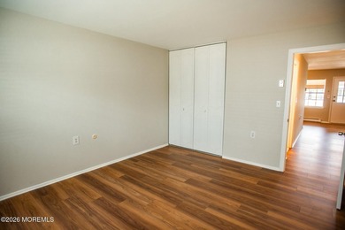 Adorable 2-bedroom, 1 full bathroom condo with plenty of light on Leisure Village East in New Jersey - for sale on GolfHomes.com, golf home, golf lot