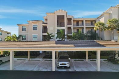 Just reduced $15k!! This exceptional second-floor residence is on Lakewood National Golf Club in Florida - for sale on GolfHomes.com, golf home, golf lot