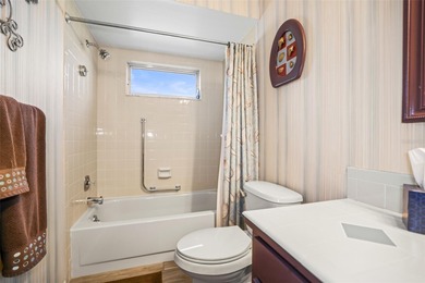 Beautifully Updated Home in Sought-After Highland Lakes

This on Highland Lakes Executive Golf Course in Florida - for sale on GolfHomes.com, golf home, golf lot