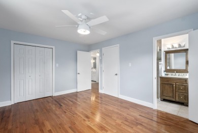 At 101 Vivion Drive, you will find a delightful 3-4 bedroom home on Houndslake Country Club in South Carolina - for sale on GolfHomes.com, golf home, golf lot