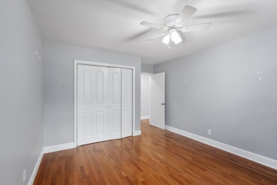 At 101 Vivion Drive, you will find a delightful 3-4 bedroom home on Houndslake Country Club in South Carolina - for sale on GolfHomes.com, golf home, golf lot