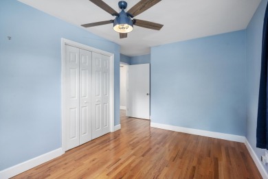 At 101 Vivion Drive, you will find a delightful 3-4 bedroom home on Houndslake Country Club in South Carolina - for sale on GolfHomes.com, golf home, golf lot