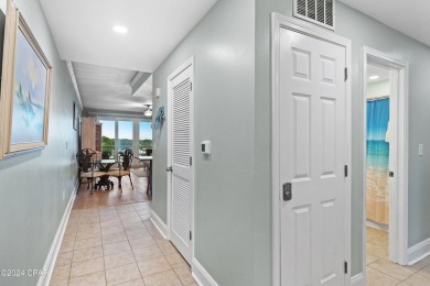 Amazing deal alert... recently updated and ready for you! This on Signal Hill Golf Course, Inc. in Florida - for sale on GolfHomes.com, golf home, golf lot