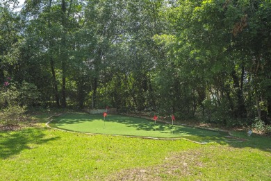 At 101 Vivion Drive, you will find a delightful 3-4 bedroom home on Houndslake Country Club in South Carolina - for sale on GolfHomes.com, golf home, golf lot