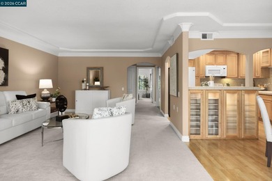 Welcome to this peaceful 2-bedroom, 1-bath home in the vibrant on Rossmoor Golf Course in California - for sale on GolfHomes.com, golf home, golf lot