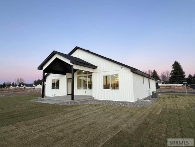 COMPLETED, BRAND NEW 3200+ SQ FT HOME SITS ON CORNER LOT! Great on Blackfoot Municipal Golf Course in Idaho - for sale on GolfHomes.com, golf home, golf lot