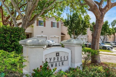 Welcome to your private retreat in this corner unit townhome on Colony West Country Club in Florida - for sale on GolfHomes.com, golf home, golf lot