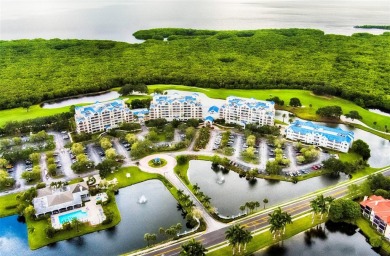 Bright and welcoming 1 bed, 1.5 bath condo in the desirable on Feather Sound Country Club in Florida - for sale on GolfHomes.com, golf home, golf lot