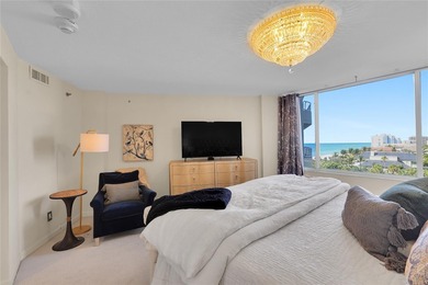 TURN-KEY FURNISHED beach-to-bay corner residence offering 2 on Links on Longboat Golf Club in Florida - for sale on GolfHomes.com, golf home, golf lot