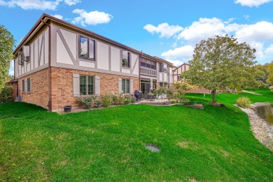 Discover the perfect blend of comfort, style, and modern on Oak Hills Country Club in Illinois - for sale on GolfHomes.com, golf home, golf lot