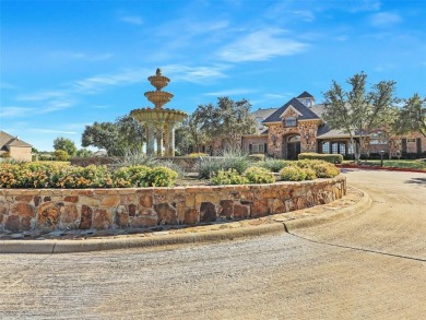 Welcome to this charming 1.5-story home, perfectly nestled in a on Heritage Lakes - Par 3 - 9 Hole Course in Texas - for sale on GolfHomes.com, golf home, golf lot