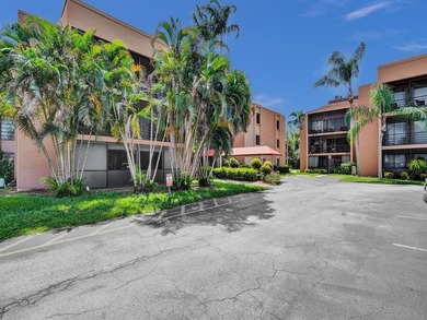 JUST REDUCED!! Great opportunity! *The Fairways*@ Emerald Hills on The Club at Emerald Hills in Florida - for sale on GolfHomes.com, golf home, golf lot