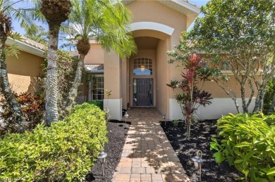This home comes with a Golf Membership Included (50,000 value)! on Hunters Ridge Country Club in Florida - for sale on GolfHomes.com, golf home, golf lot