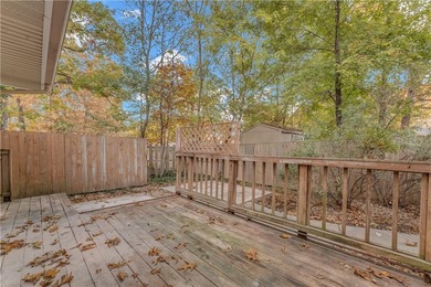 Back on the market through no fault of the Seller! Seller now on Bella Vista Country Club and Golf Course in Arkansas - for sale on GolfHomes.com, golf home, golf lot