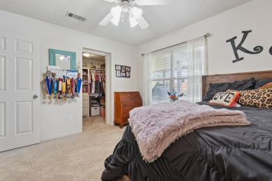 This charming 3-bedroom, 2-bathroom home is perfectly situated on Hillcrest Country Club in Texas - for sale on GolfHomes.com, golf home, golf lot