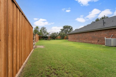 This charming 3-bedroom, 2-bathroom home is perfectly situated on Hillcrest Country Club in Texas - for sale on GolfHomes.com, golf home, golf lot