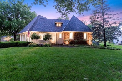 Golf Course Views For Days!! Welcome to 12854 Pembroke Circle in on Leawood South Country Club in Kansas - for sale on GolfHomes.com, golf home, golf lot