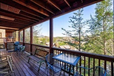 Gorgeous, Updated Investment Cabin Available in Pigeon Forge! on Gatlinburg Golf Course in Tennessee - for sale on GolfHomes.com, golf home, golf lot