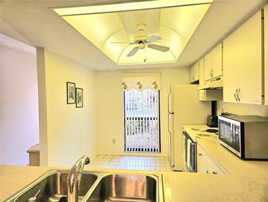 GREAT LOCATION, BEAUTIFUL VIEW, FURNISHED AND READY FOR NEW on The Meadows Golf and Country Club in Florida - for sale on GolfHomes.com, golf home, golf lot