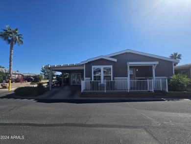 Gorgeous 2BD 2BA Corner Lot On The Golf Course! Open Floor Plan on Viewpoint Golf Resort in Arizona - for sale on GolfHomes.com, golf home, golf lot