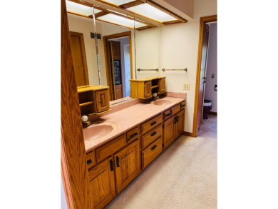 This charming 3-bedroom, 2-bathroom home with great curb appeal on Deer Run/Mary Heath Mem. Golf Course in Illinois - for sale on GolfHomes.com, golf home, golf lot