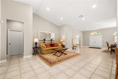 GORGEOUS EXECUTIVE home located on the 10th hole in the on Country Club of Sebring in Florida - for sale on GolfHomes.com, golf home, golf lot