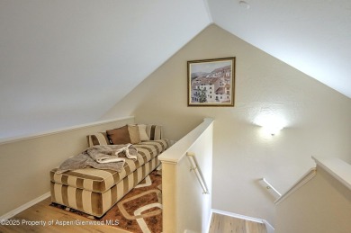 This two story townhome is in excellent condition, with stylish on Lakota Canyon Ranch and Golf Club in Colorado - for sale on GolfHomes.com, golf home, golf lot