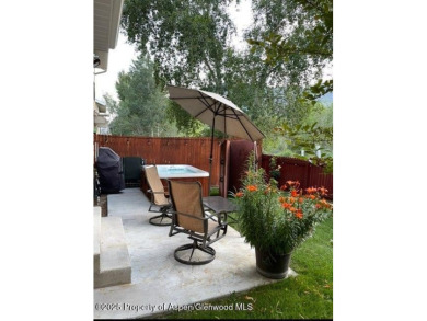 This two story townhome is in excellent condition, with stylish on Lakota Canyon Ranch and Golf Club in Colorado - for sale on GolfHomes.com, golf home, golf lot