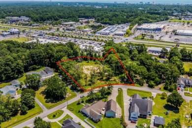 Now Available - Subdividable Lot in Highly Desired Murrells on Wachesaw Plantation Club in South Carolina - for sale on GolfHomes.com, golf home, golf lot