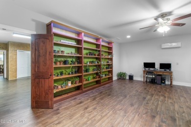 Do you crave privacy yet want city convenience? Long to be on Porters Neck Country Club in North Carolina - for sale on GolfHomes.com, golf home, golf lot