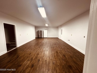 Do you crave privacy yet want city convenience? Long to be on Porters Neck Country Club in North Carolina - for sale on GolfHomes.com, golf home, golf lot
