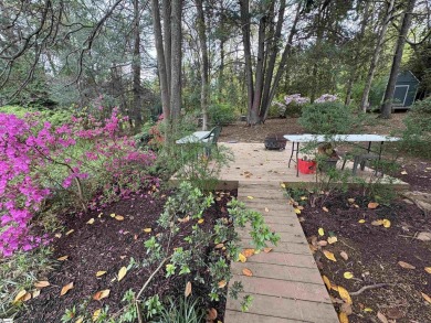 Charming Home; Nearly 1/2 acre Private Lot; Mountain Views; on Pebble Creek Golf Club in South Carolina - for sale on GolfHomes.com, golf home, golf lot