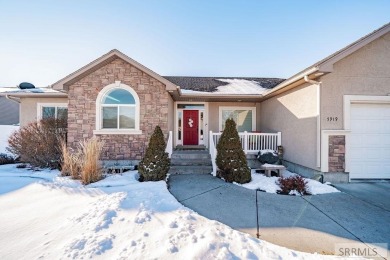 This beautiful 5-bedroom, 3-bathroom home is located in the on Sage Lakes Municipal Golf Course in Idaho - for sale on GolfHomes.com, golf home, golf lot