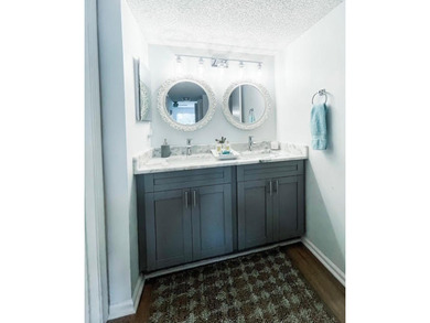 Beautifully updated 2 bedroom, 2 bath, 5th floor, furnished on Ocean Village Golf Course in Florida - for sale on GolfHomes.com, golf home, golf lot