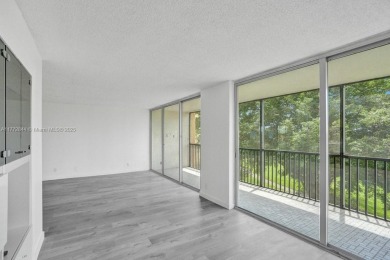 INVESTOR OPPORTUNITY !! Unit Currently occupied by Excellent and on Inverrary Country Club in Florida - for sale on GolfHomes.com, golf home, golf lot