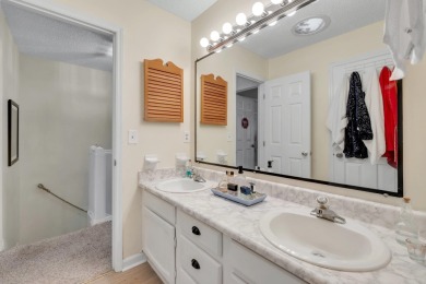 Welcome to Washington Square Townhomes. A premier location with on Hilaman Park Golf Course in Florida - for sale on GolfHomes.com, golf home, golf lot