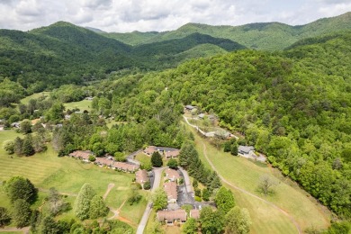 This incredible lot nestled in Franklin's premier gated golf on Franklin Golf Course in North Carolina - for sale on GolfHomes.com, golf home, golf lot