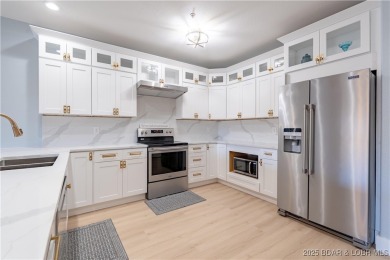 A Hyd-A-Way Cove Condominium is a RARE OPPORTUNITY! The complex on The Club At Old Kinderhook in Missouri - for sale on GolfHomes.com, golf home, golf lot