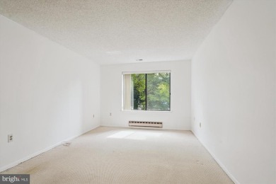 Lovely 2-bedroom/2 -bath condo home with  lots of natural light on Leisure World Golf Club in Maryland - for sale on GolfHomes.com, golf home, golf lot