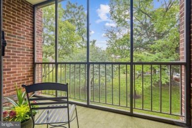Lovely 2-bedroom/2 -bath condo home with  lots of natural light on Leisure World Golf Club in Maryland - for sale on GolfHomes.com, golf home, golf lot