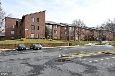Lovely 2-bedroom/2 -bath condo home with  lots of natural light on Leisure World Golf Club in Maryland - for sale on GolfHomes.com, golf home, golf lot