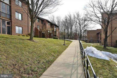 Lovely 2-bedroom/2 -bath condo home with  lots of natural light on Leisure World Golf Club in Maryland - for sale on GolfHomes.com, golf home, golf lot
