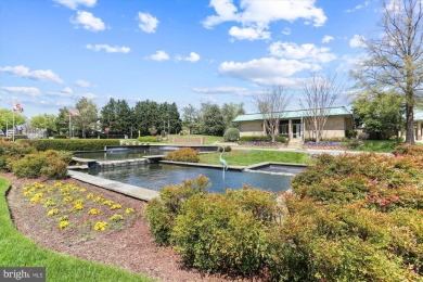 Lovely 2-bedroom/2 -bath condo home with  lots of natural light on Leisure World Golf Club in Maryland - for sale on GolfHomes.com, golf home, golf lot