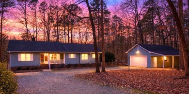 Lake life really doesn't get much better than this 3 BR, 3BA on Kinderton Country Club in Virginia - for sale on GolfHomes.com, golf home, golf lot