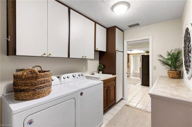 PALM RIVER!!! This North Naples Single Family home with POOL!! on LaPlaya Golf Club in Florida - for sale on GolfHomes.com, golf home, golf lot